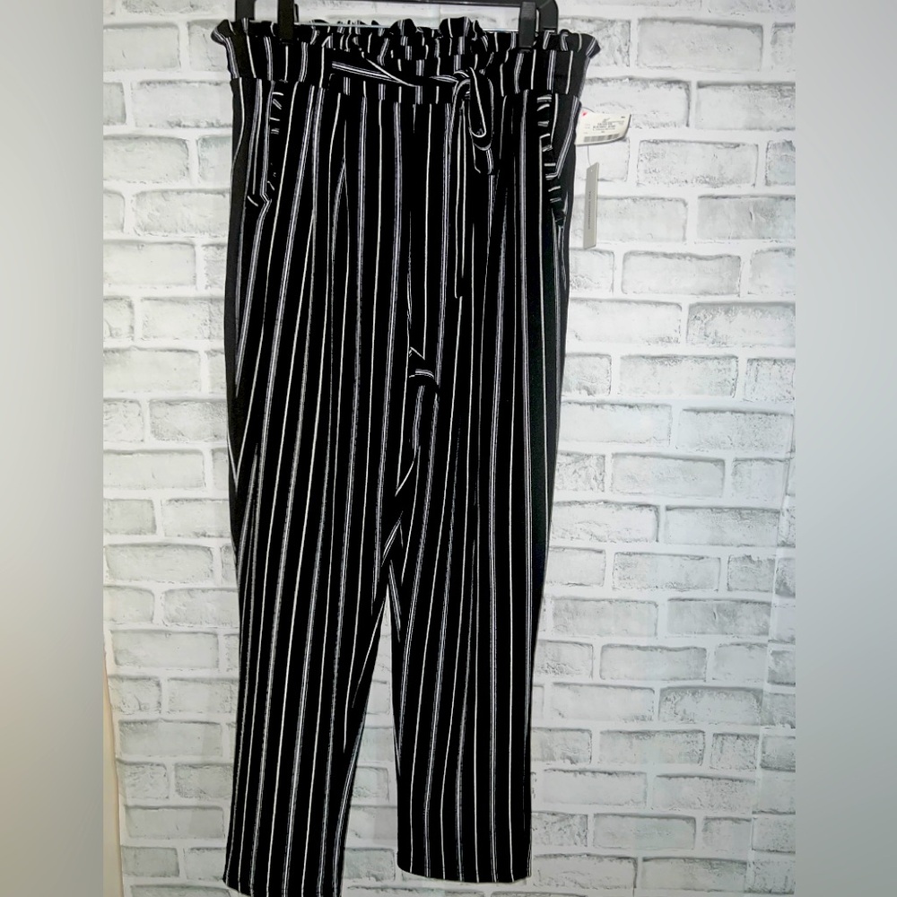 Paper Bag Waist Pants Size XL (Brand New With Tags)